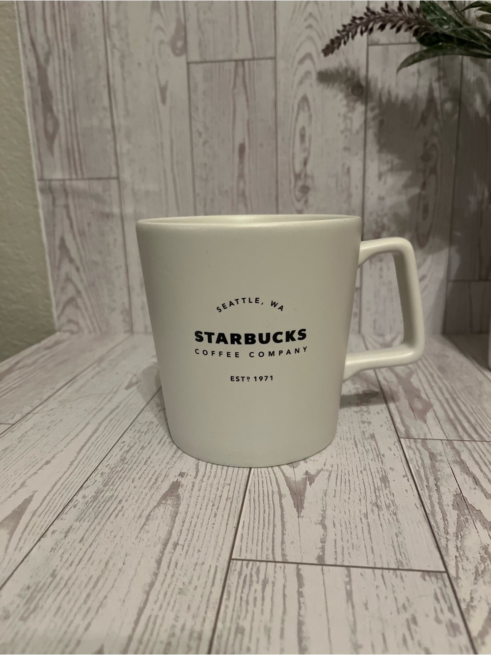 Starbucks Cream Ceramic Mug for Seattle, WA like New